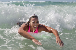 terri sullivan surf race 2011 photo harvpix.com.jpg